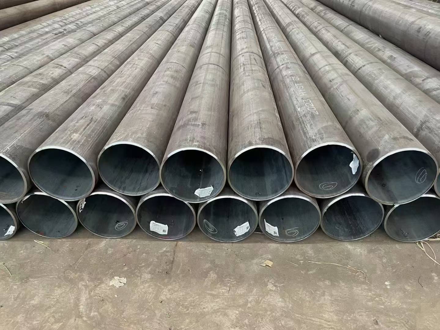 X70QO無縫鋼管（API 5L X70QO管線管） 特性、應用領域與行業中的防腐要求